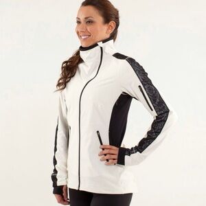 Lululemon Run Draft Dodger Jacket Polar Cream Black Laceoflage 6